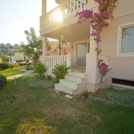 Bodrum Fcc 1 Bedroom Garden Near Pool Holiday Apartment S52 Dom wakacyjny Bogazici